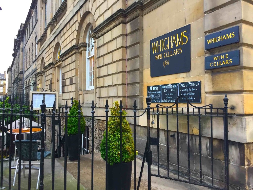 Whighams Wine Cellars bar in Edinburgh, United Kingdom