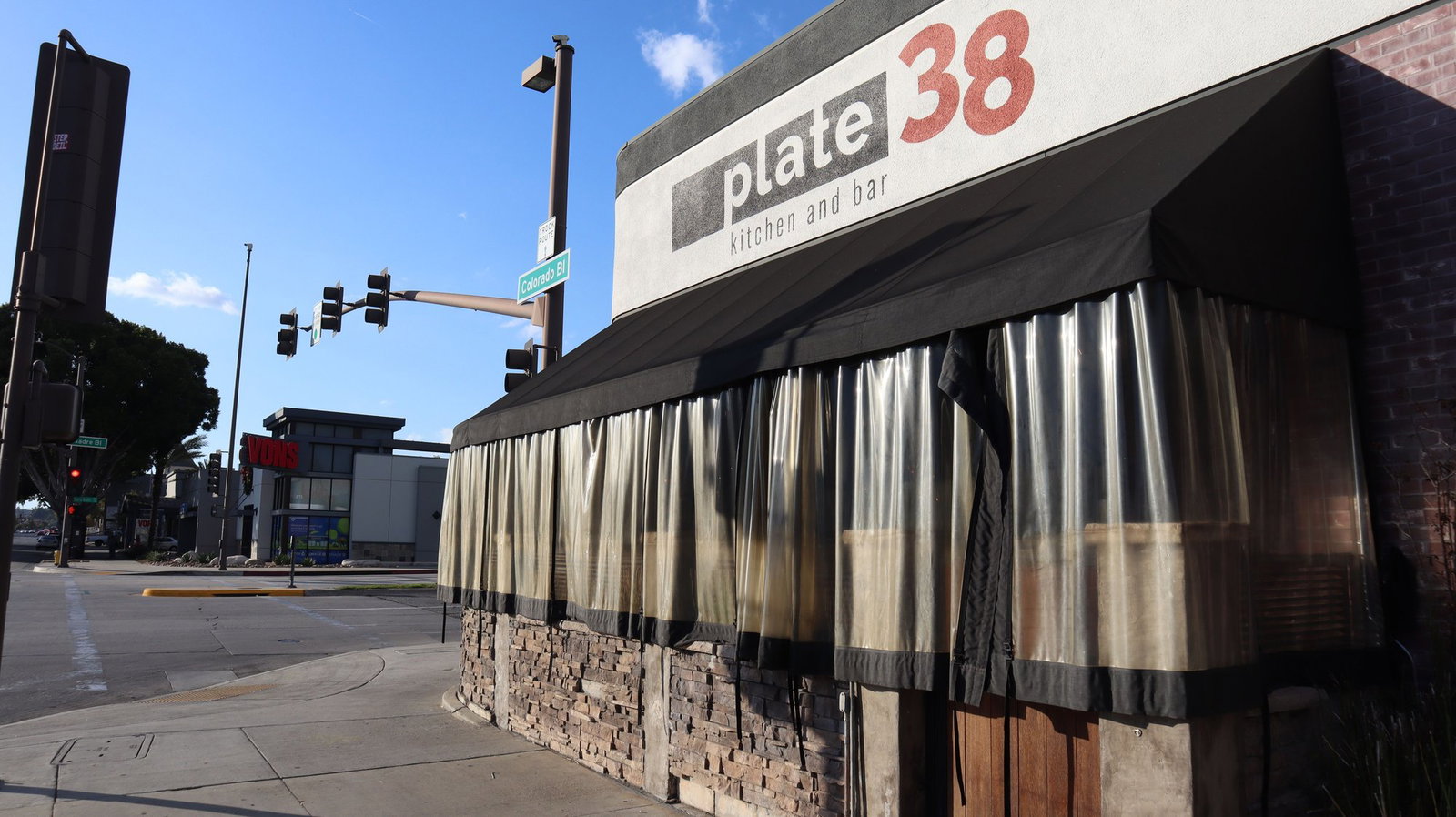 Plate 38 Kitchen And Bar, Pasadena, United States