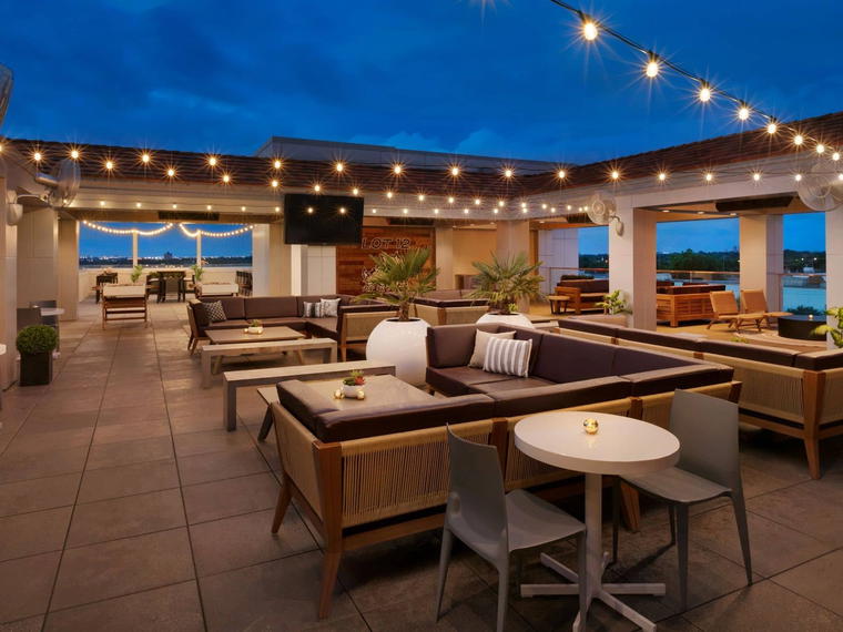 LOT 12 Rooftop Bar, Fort Worth, United States