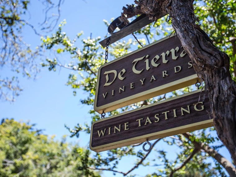 De Tierra Vineyards, Carmel-by-the-Sea, United States