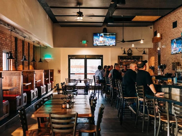 Old Town Pizza, Roseville, United States
