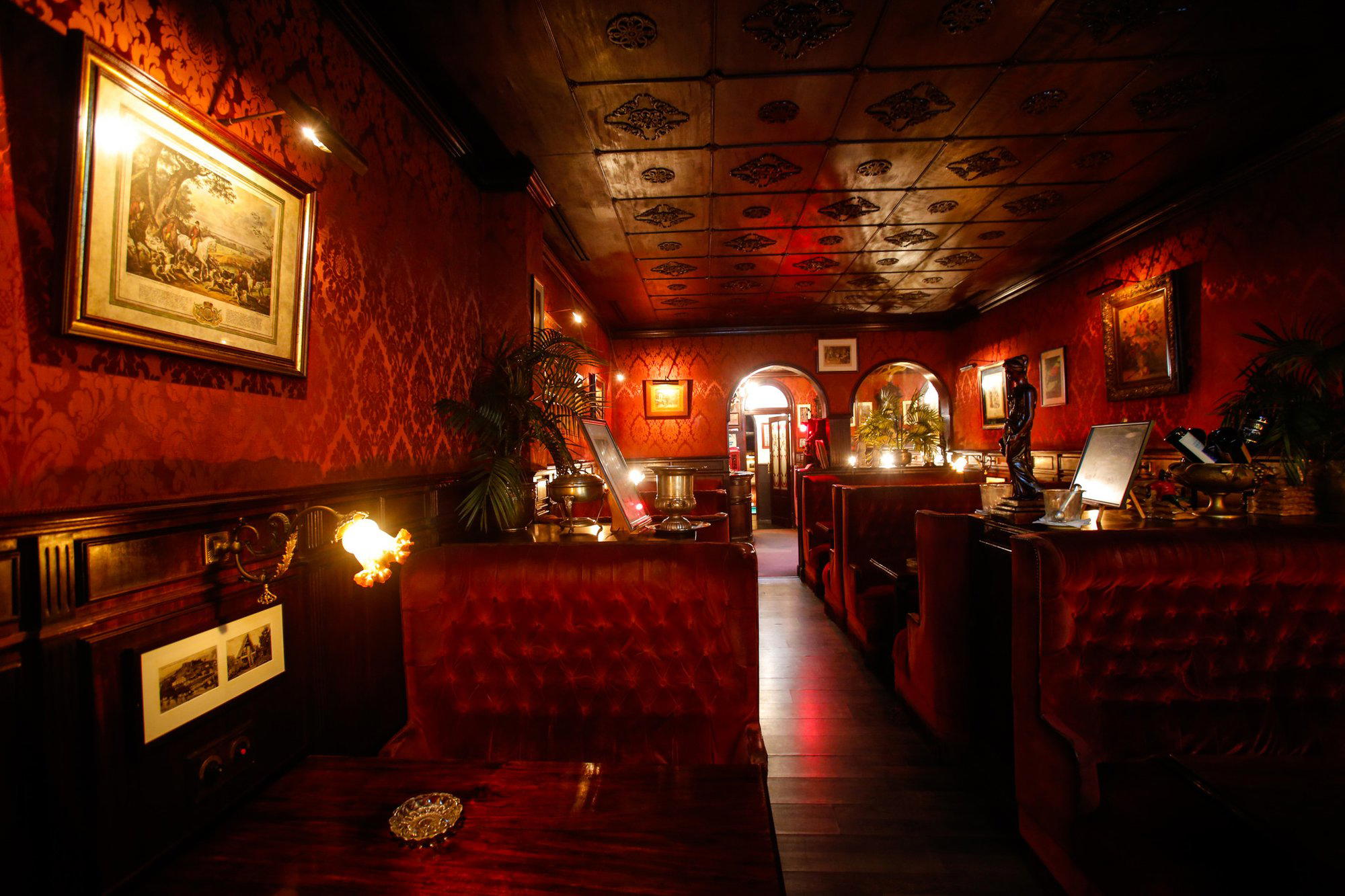 Bar Old Vic, Lisbon, Portugal