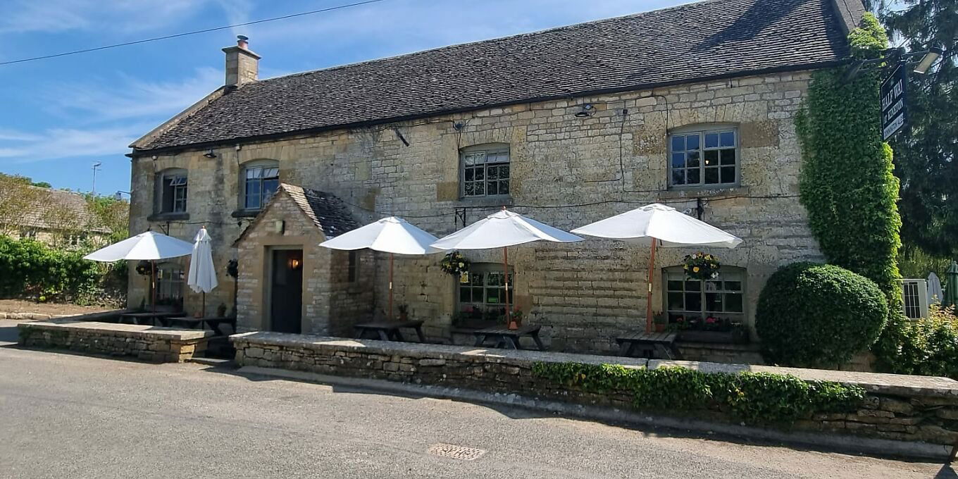 The Halfway at Kineton, Bar in Guiting Power
