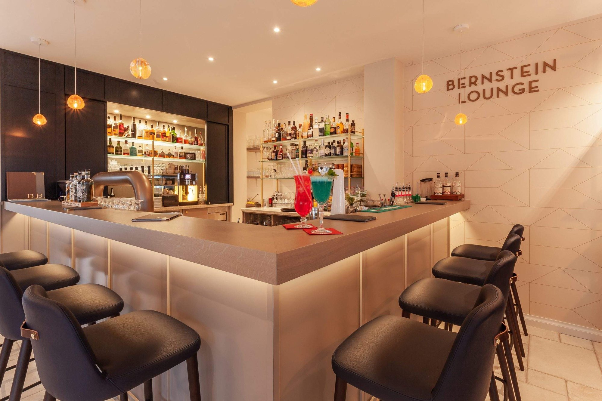 Bernstein Lounge, Bar in Sellin