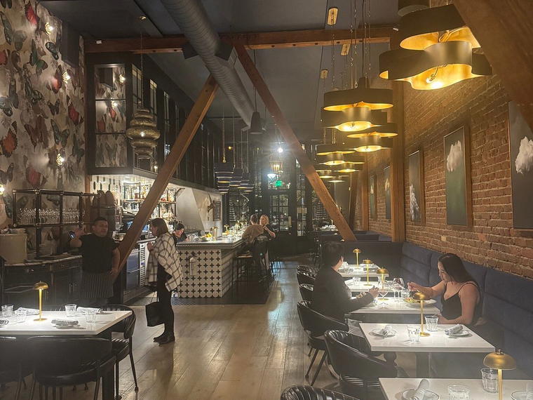 Augie’s French, Santa Rosa, United States