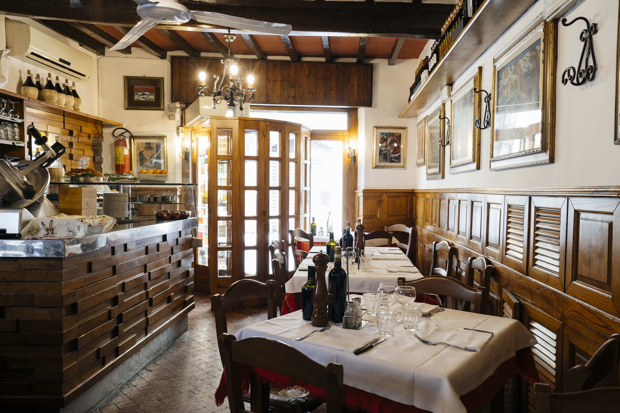 Trattoria Da Ruggero bar in Florence, Italy
