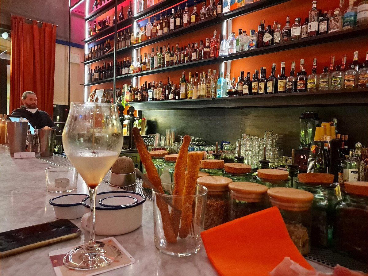 Sartoria bar in Palermo
