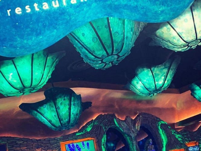 Mermaid Restaurant & Lounge, Enterprise, United States