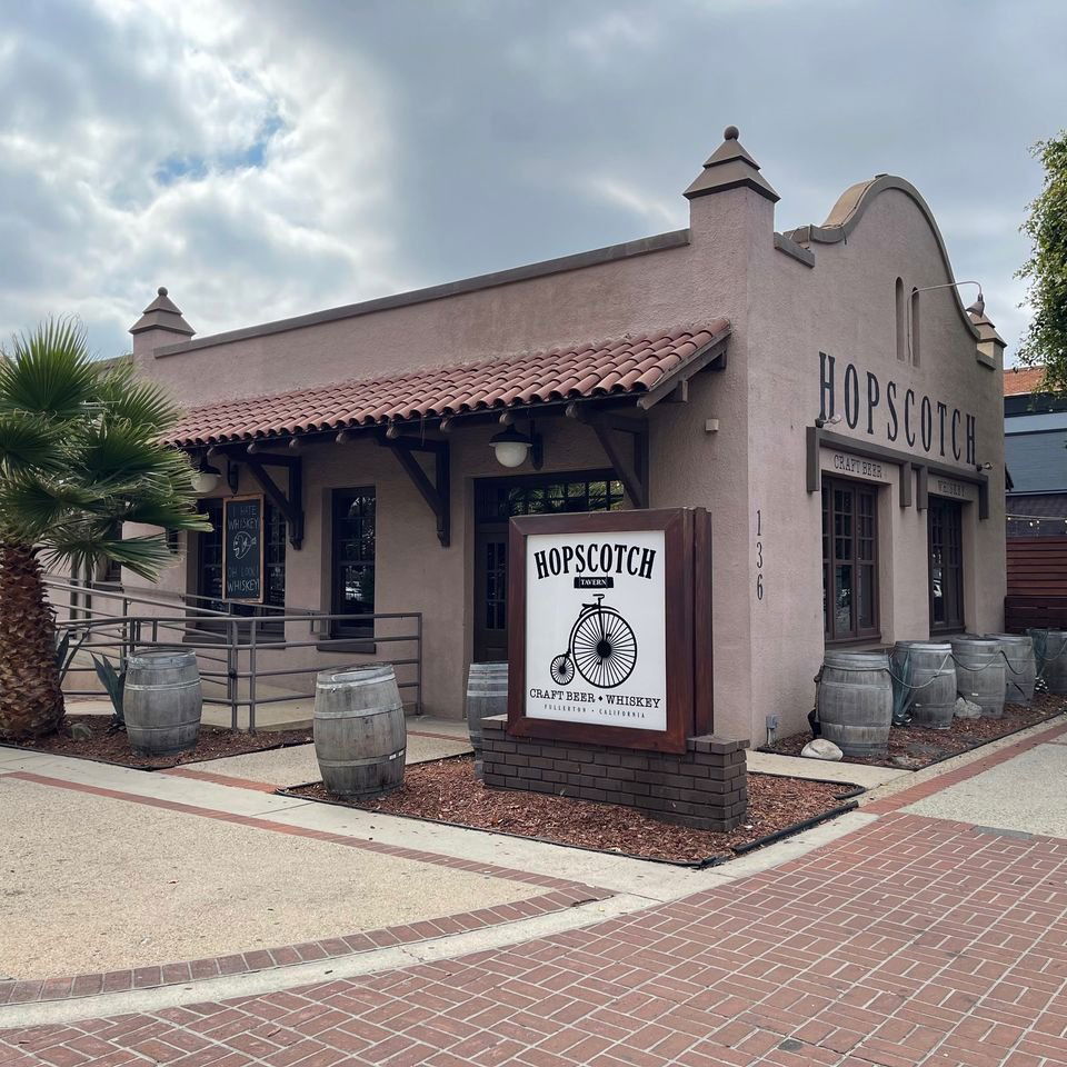 Hopscotch Craft Beer and Whiskey, Bar in Fullerton