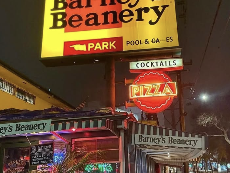 Barney's Beanery, West Hollywood, United States