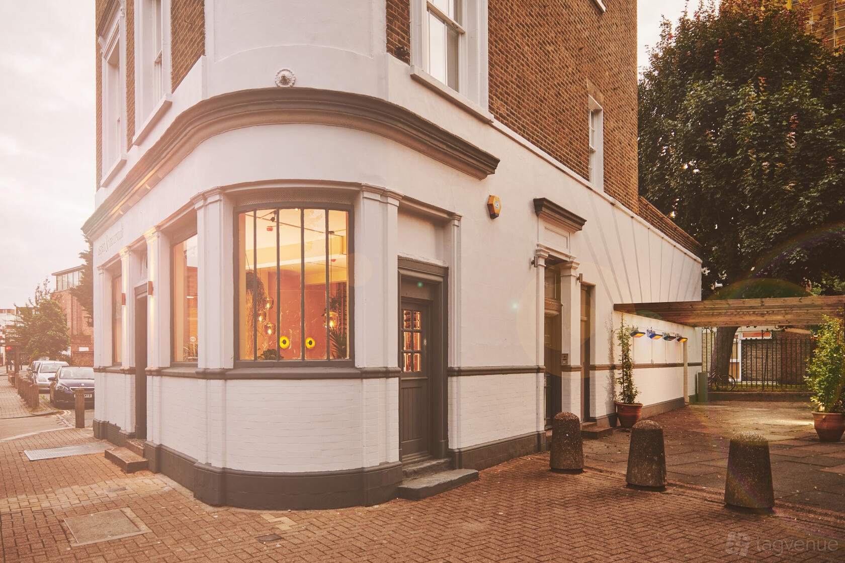 Aspen & Mersault, Bar in London