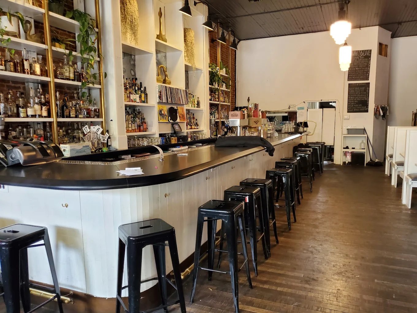 Swan Dive, Portland, United States