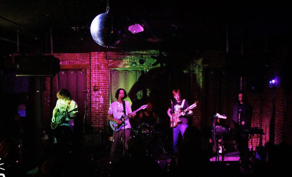 Swan Dive, Portland, United States
