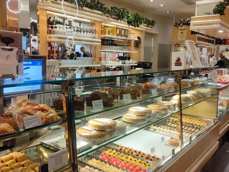 Gino Fabbri Pastry la caramella, Bologna, Italy