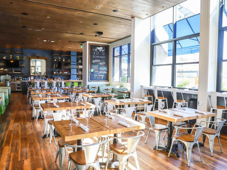 Zinburger, Phoenix, United States