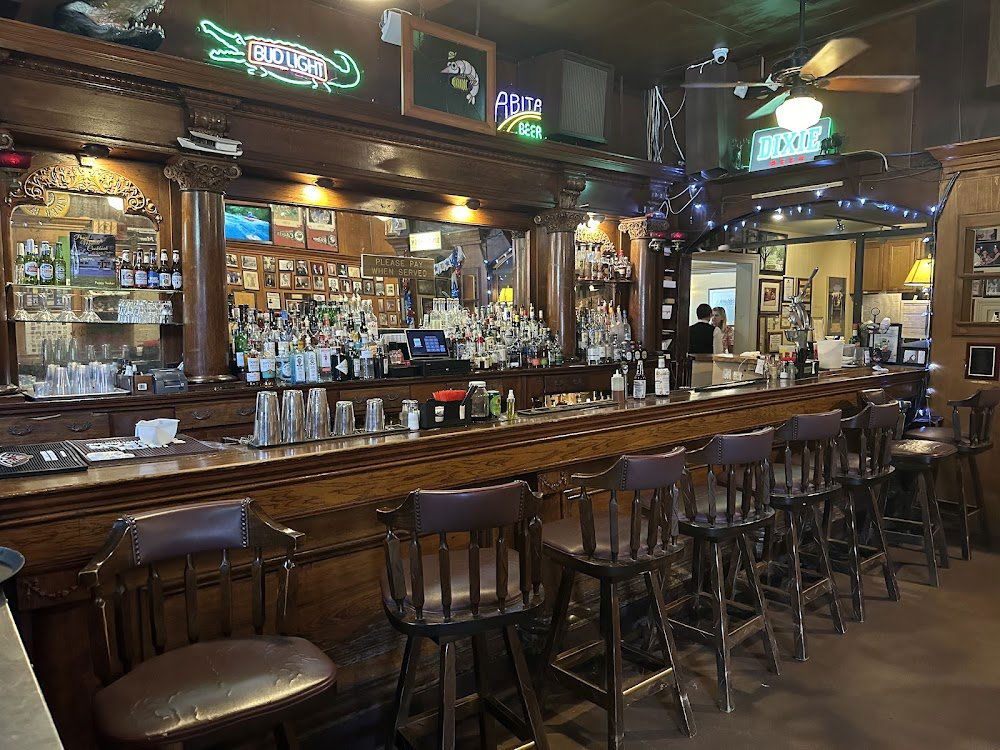 Pascal's Manale by Dickie Brennan & Co., Bar in New Orleans