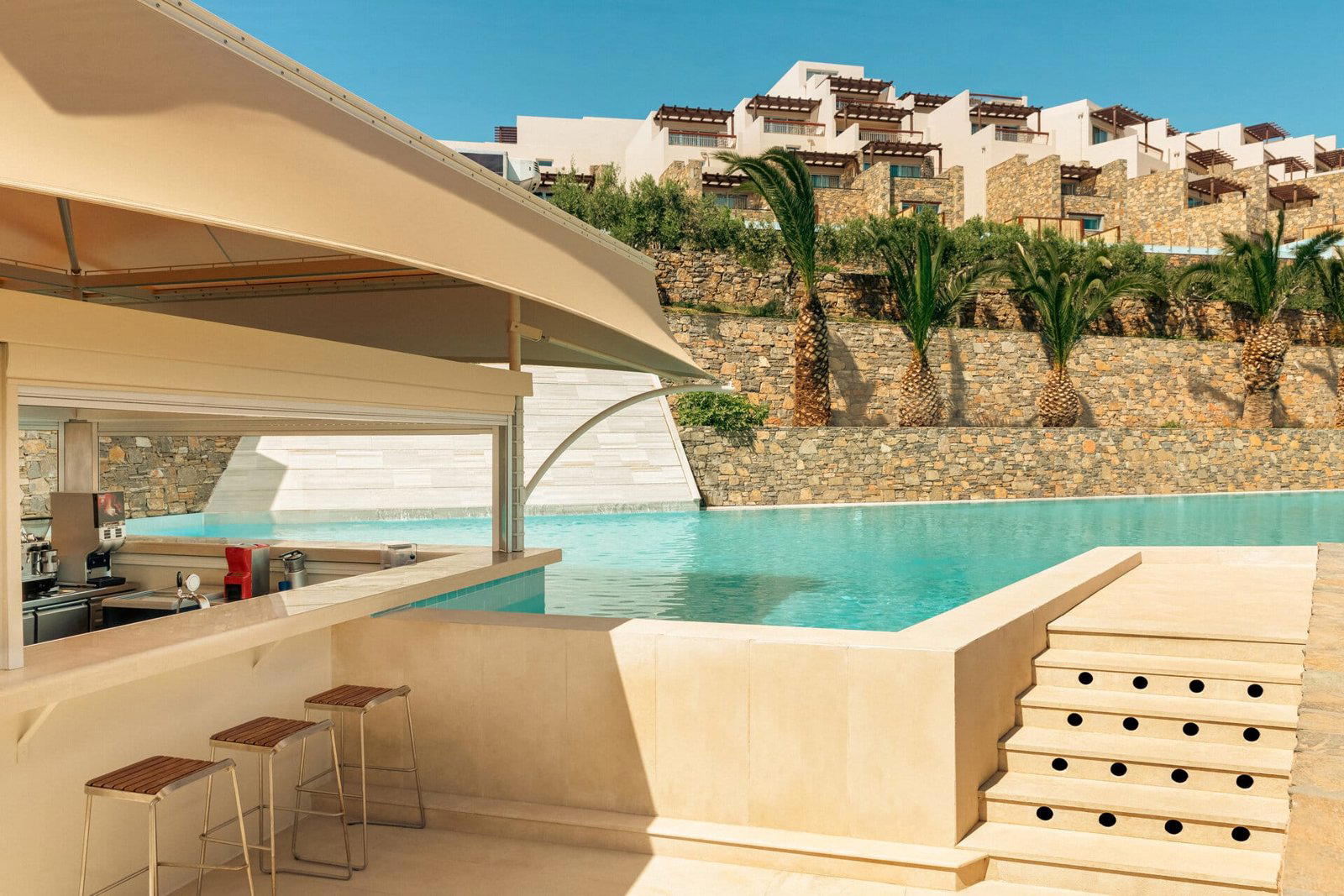 SIP n' DIP Pool Bar bar in Crete