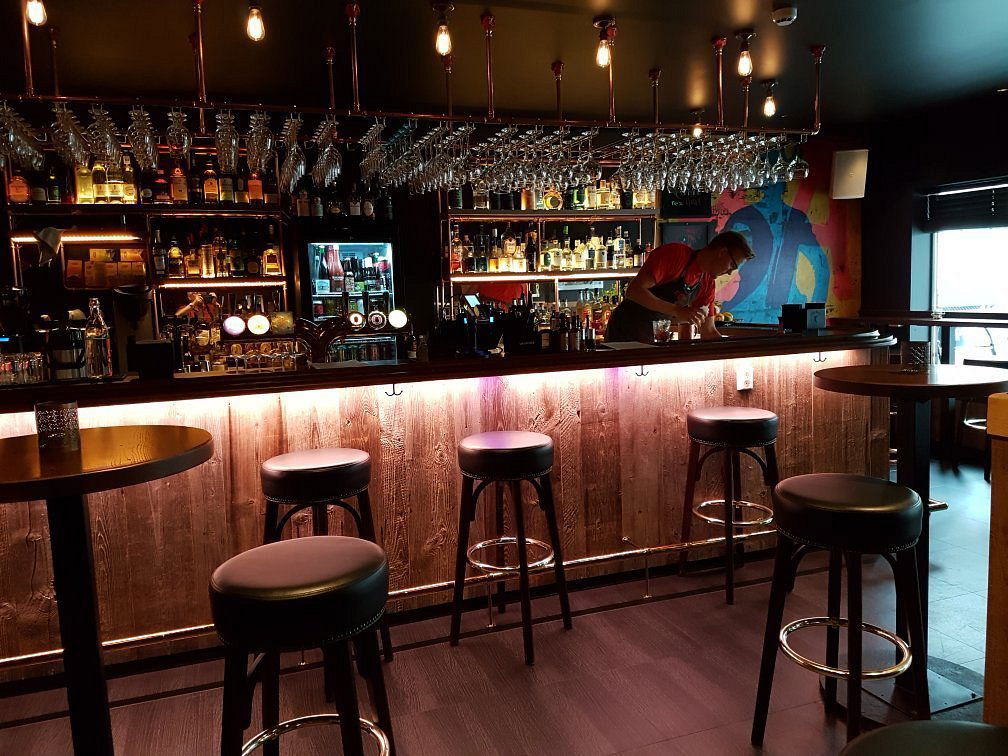 Ginial Bar, Bar in Bergen