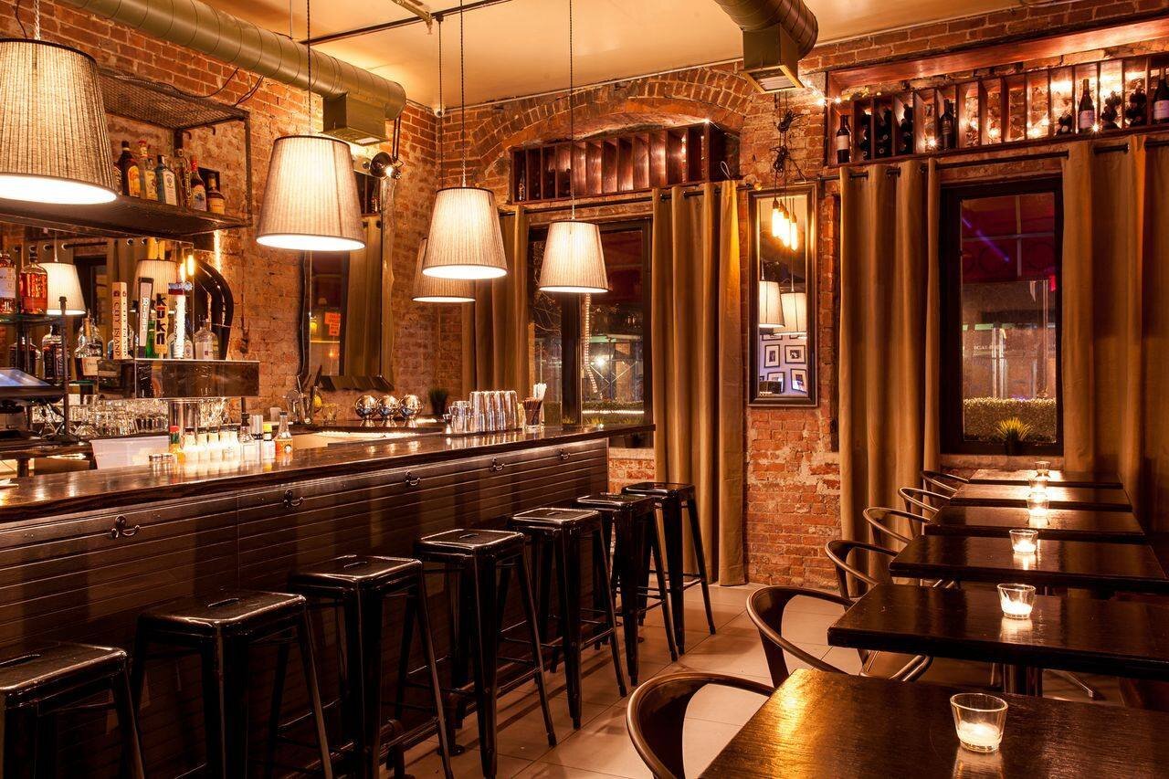 Charlies Bar & Kitchen, Bar in New York City
