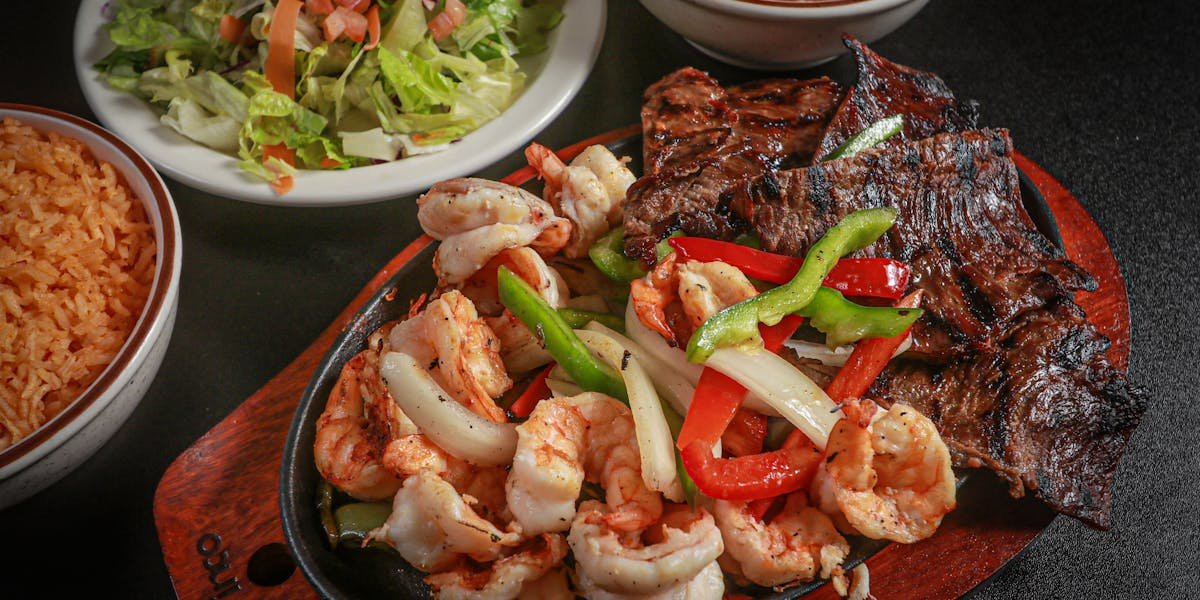 Hacienda Tapatio Mexican Restaurant & Bar