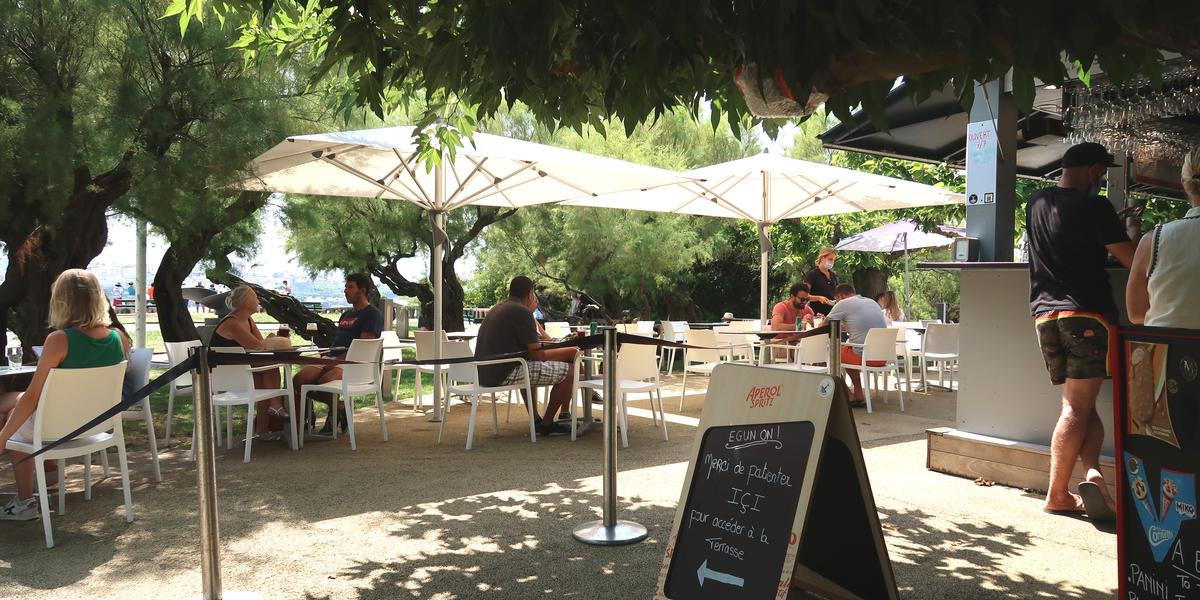 Pavillon du Phare bar in Biarritz