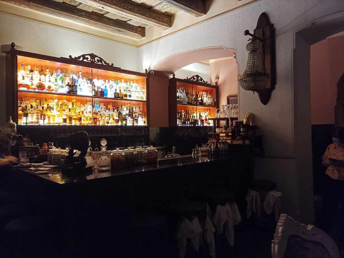 The Alchemist Bar, Bar in Prague