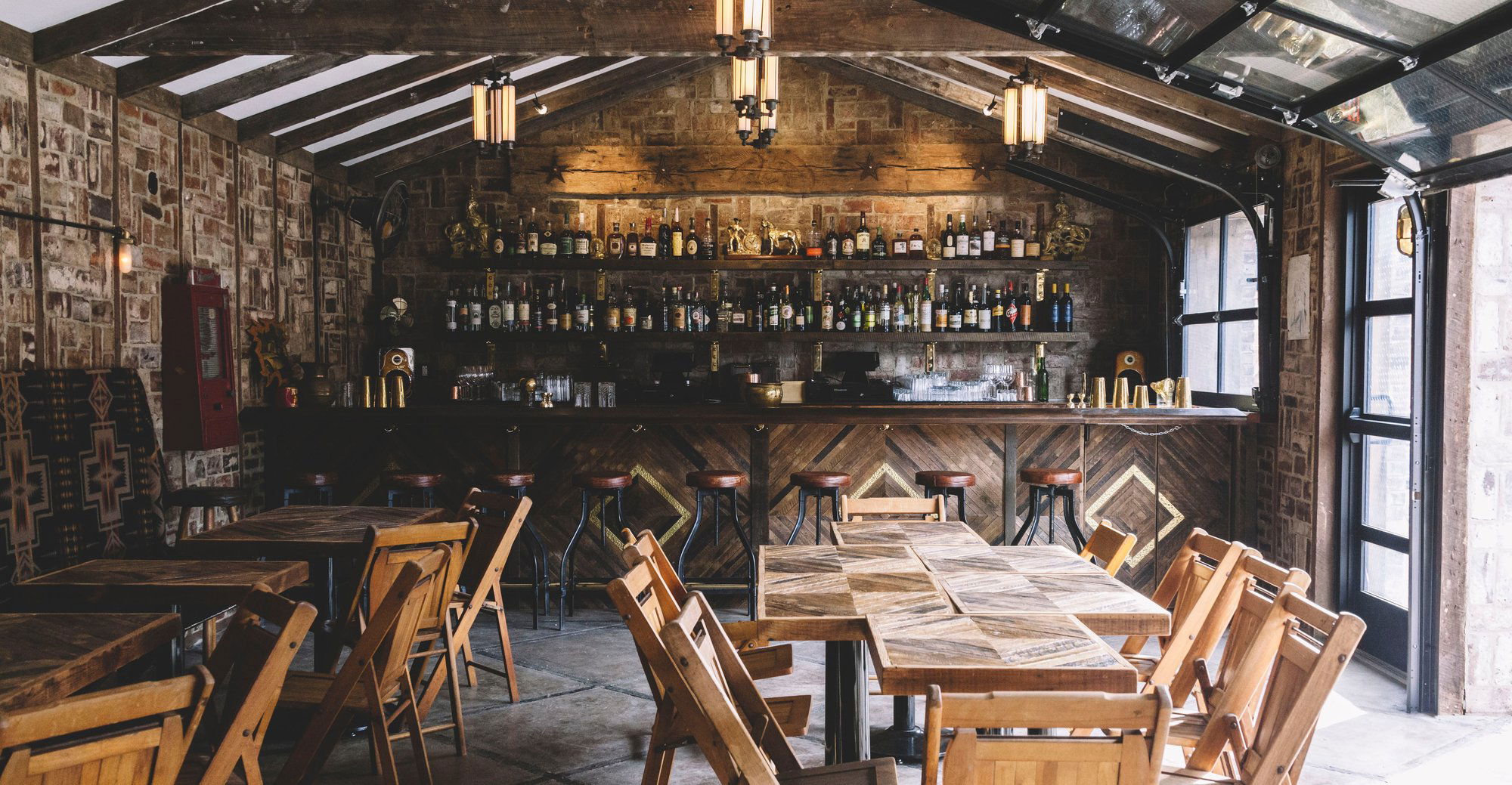 Urban Cowboy Parlor Wine Bar, Bar in Nashville