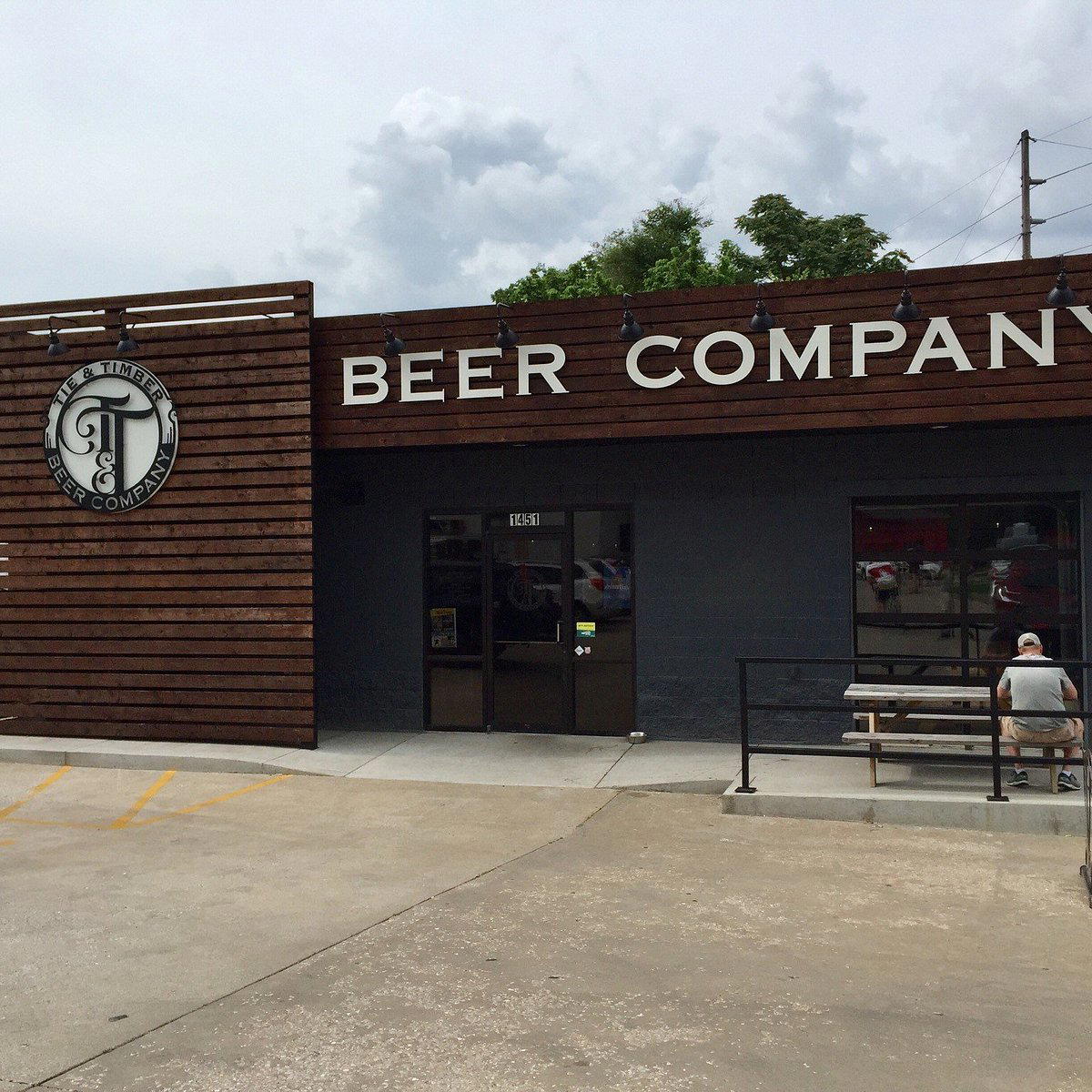 Tie & Timber Beer Co., Springfield, United States
