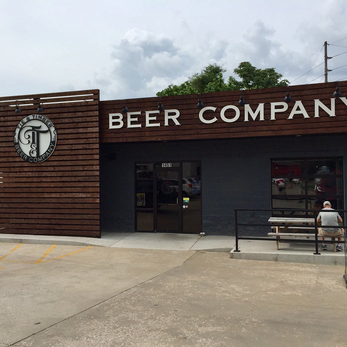 Tie & Timber Beer Co., Springfield, United States