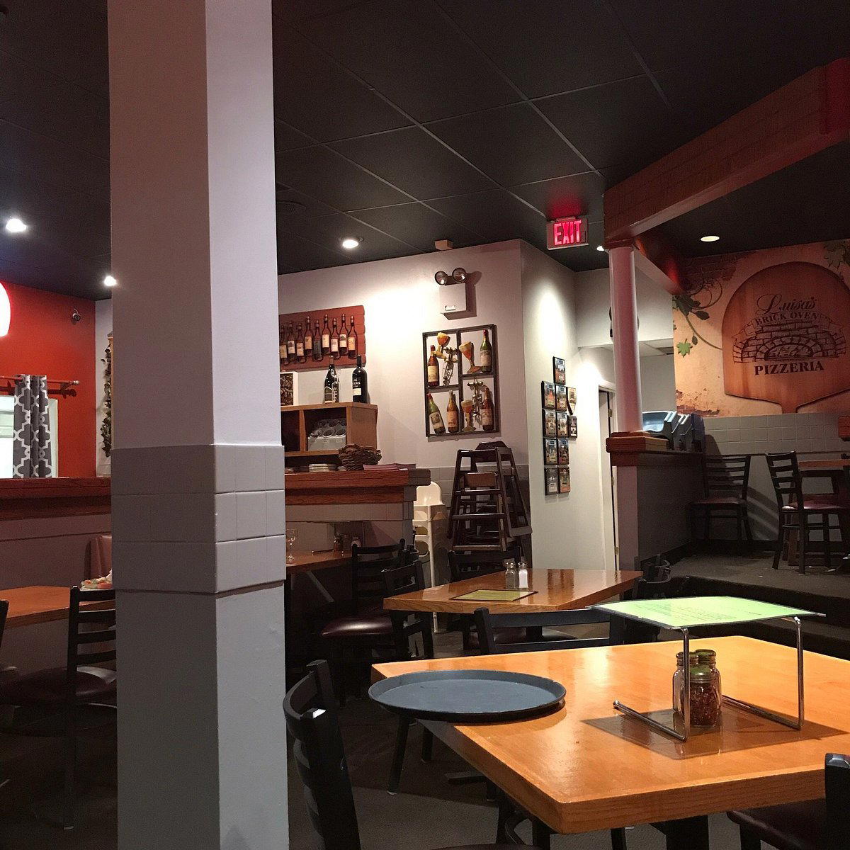 Luisa's Brick Oven Pizzeria, Charlotte, United States