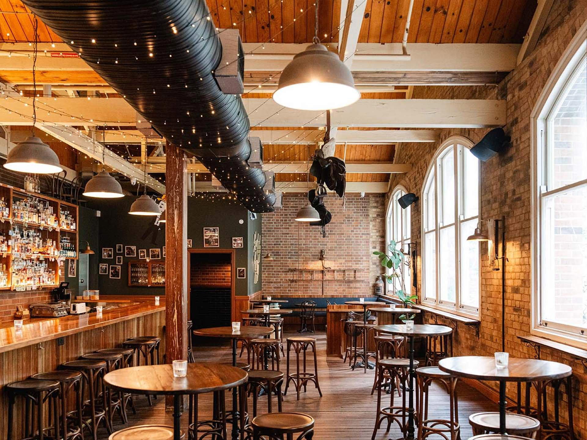 Frog's Hollow Saloon bar in Brisbane City
