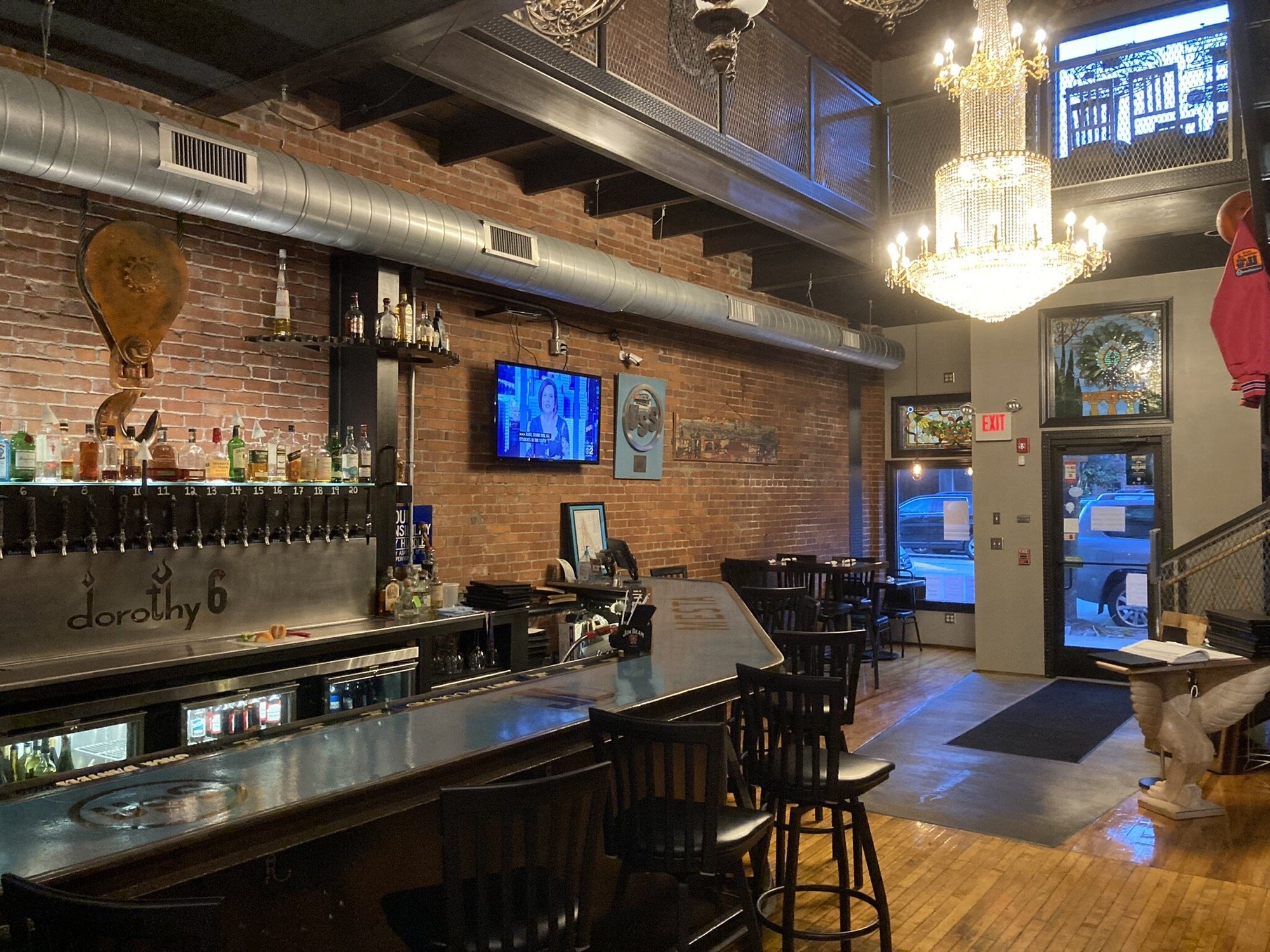 Circle Bar & The Study