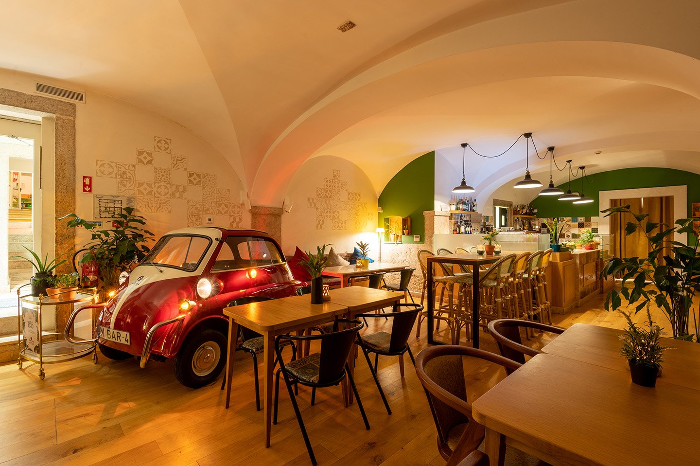 Bar 1855 Gin Garden, Bar in Lisbon