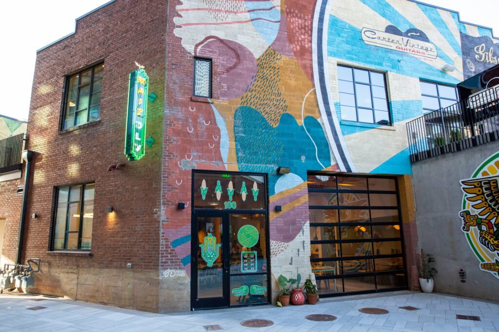 Maiz De La Vida Restaurant, Bar in Nashville