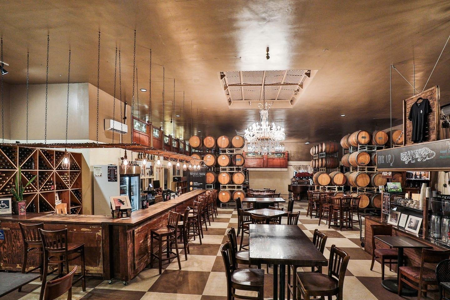 Witch Creek Winery, Bar in Carlsbad