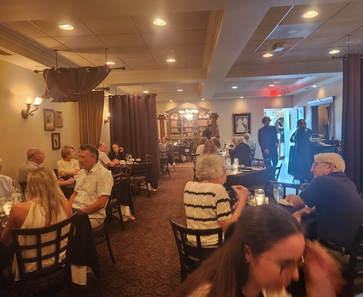 Giovanni's Ristorante, Bar in Detroit