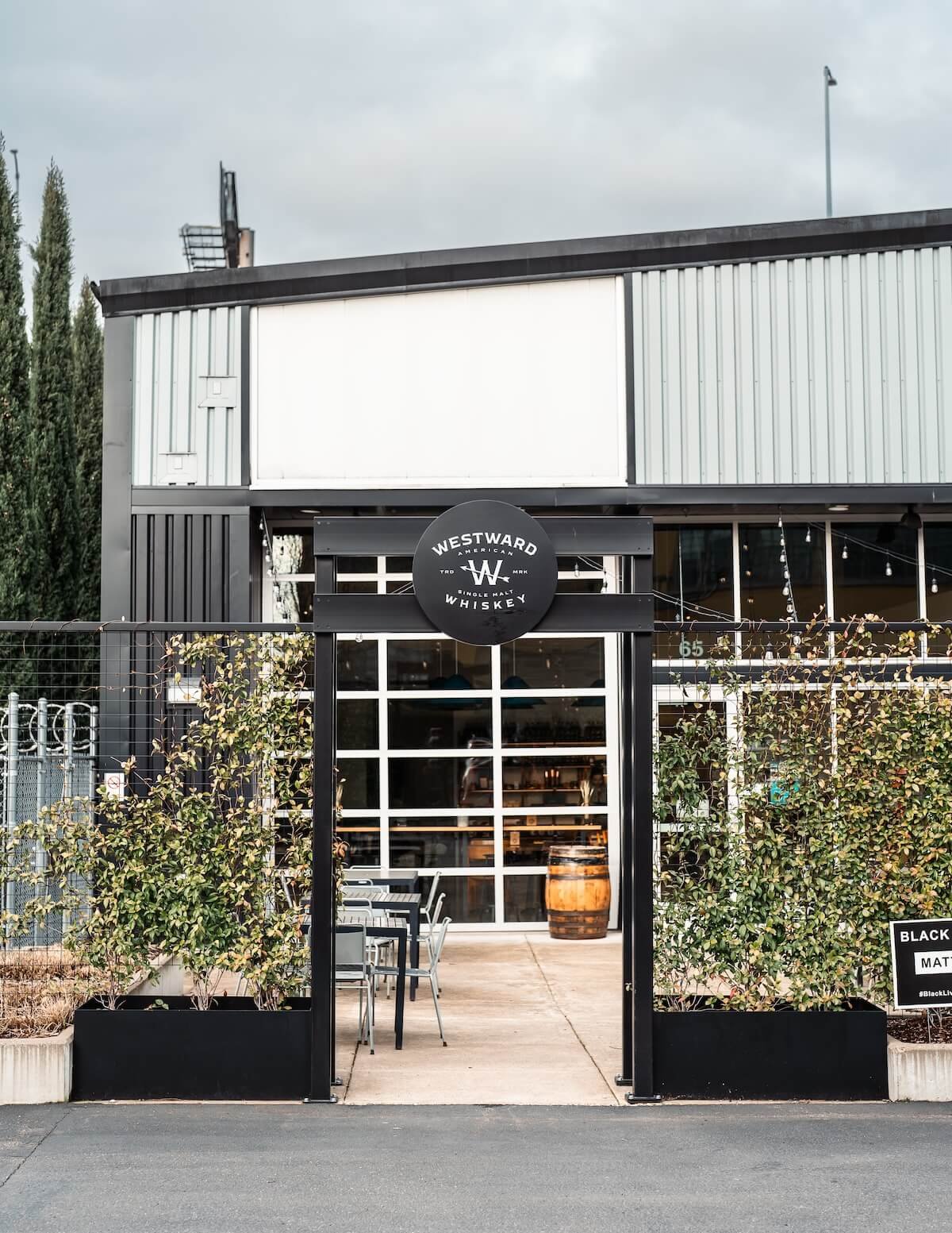 Westward Whiskey, Bar in Portland