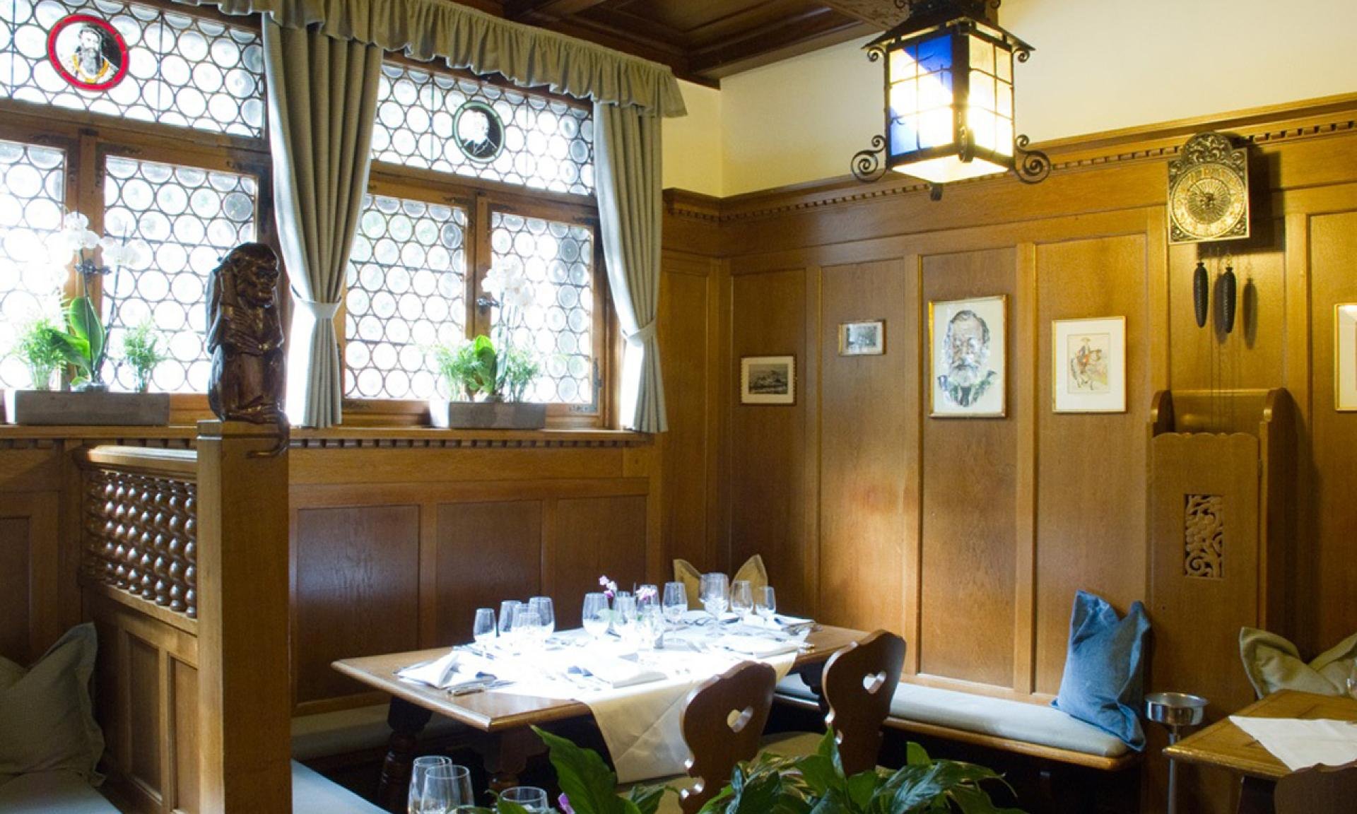 Restaurant Oepfelchammer, Bar in Zürich