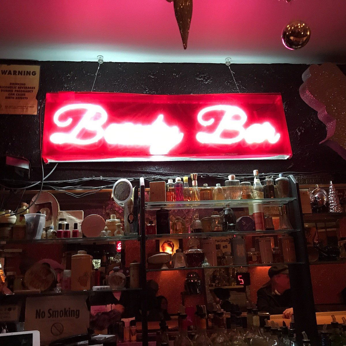 Beauty Bar, Bar in New York City