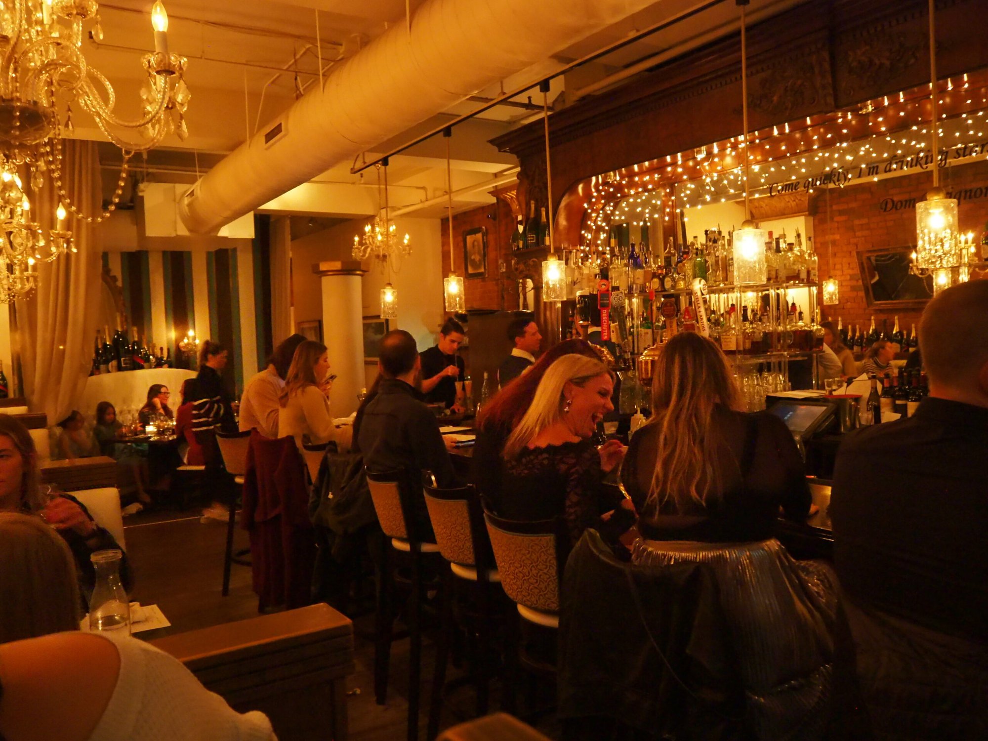 Corridor 44 Champagne Bar and Restaurant, Bar in Denver