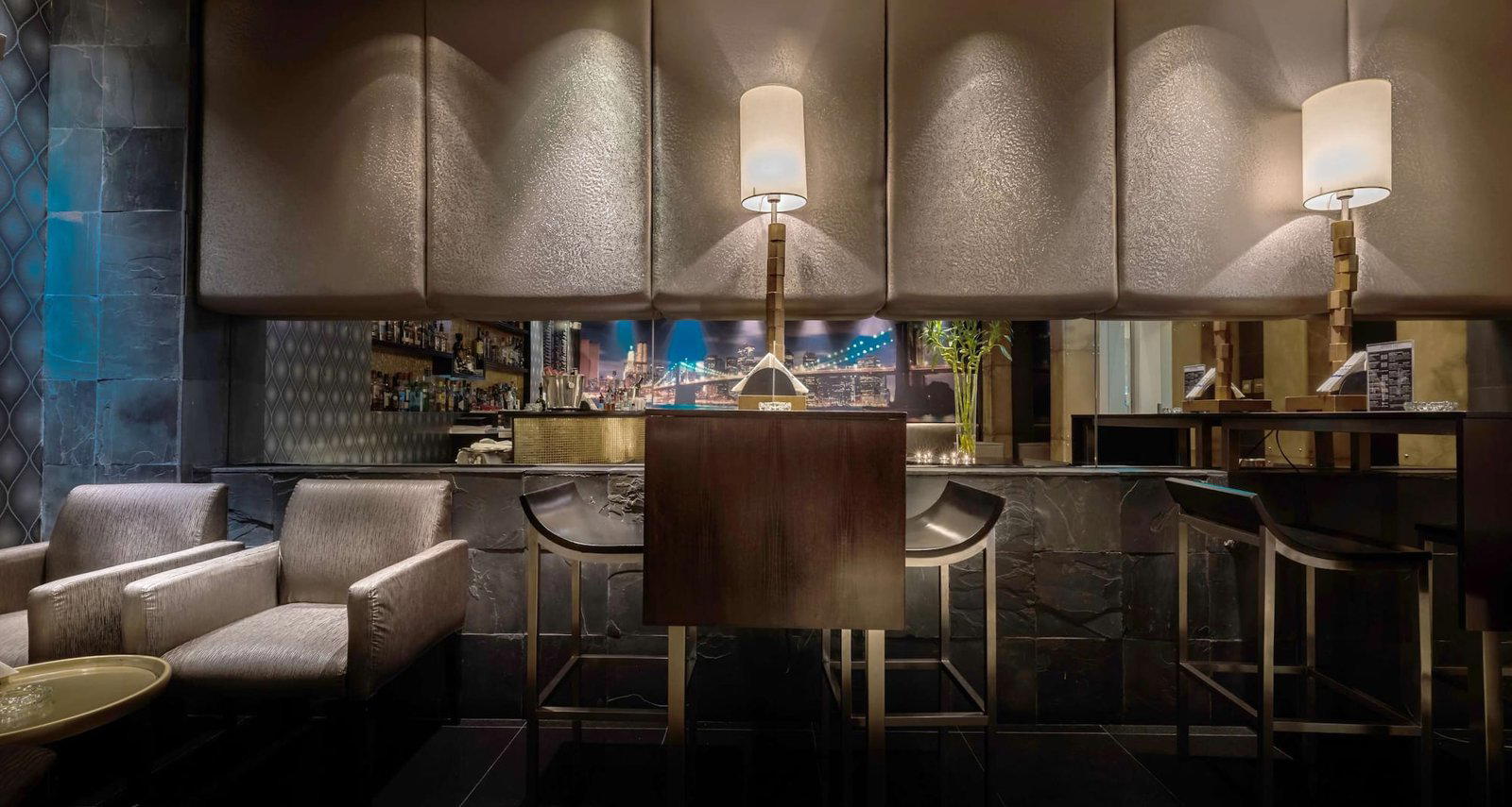 Manhattan bar in Doha