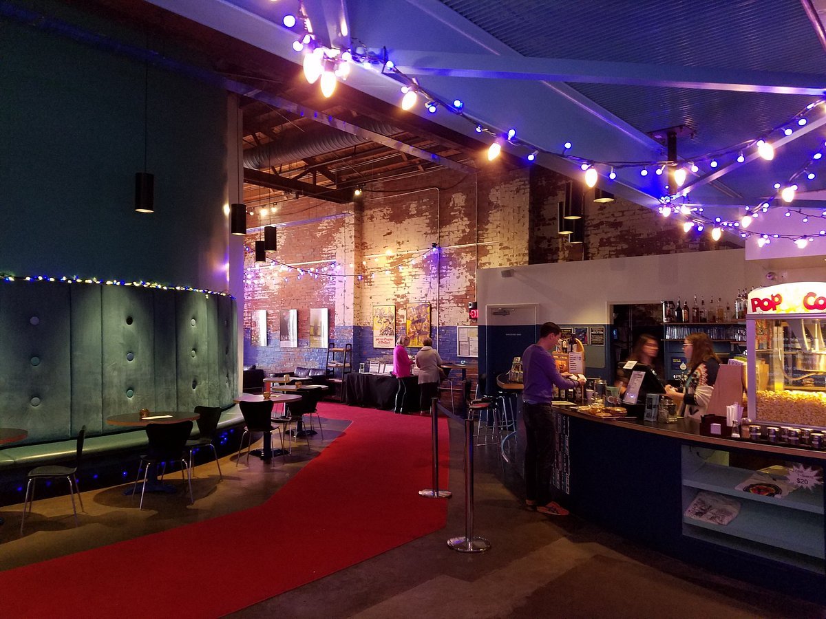 Ciné bar in Athens Clarke County, United States