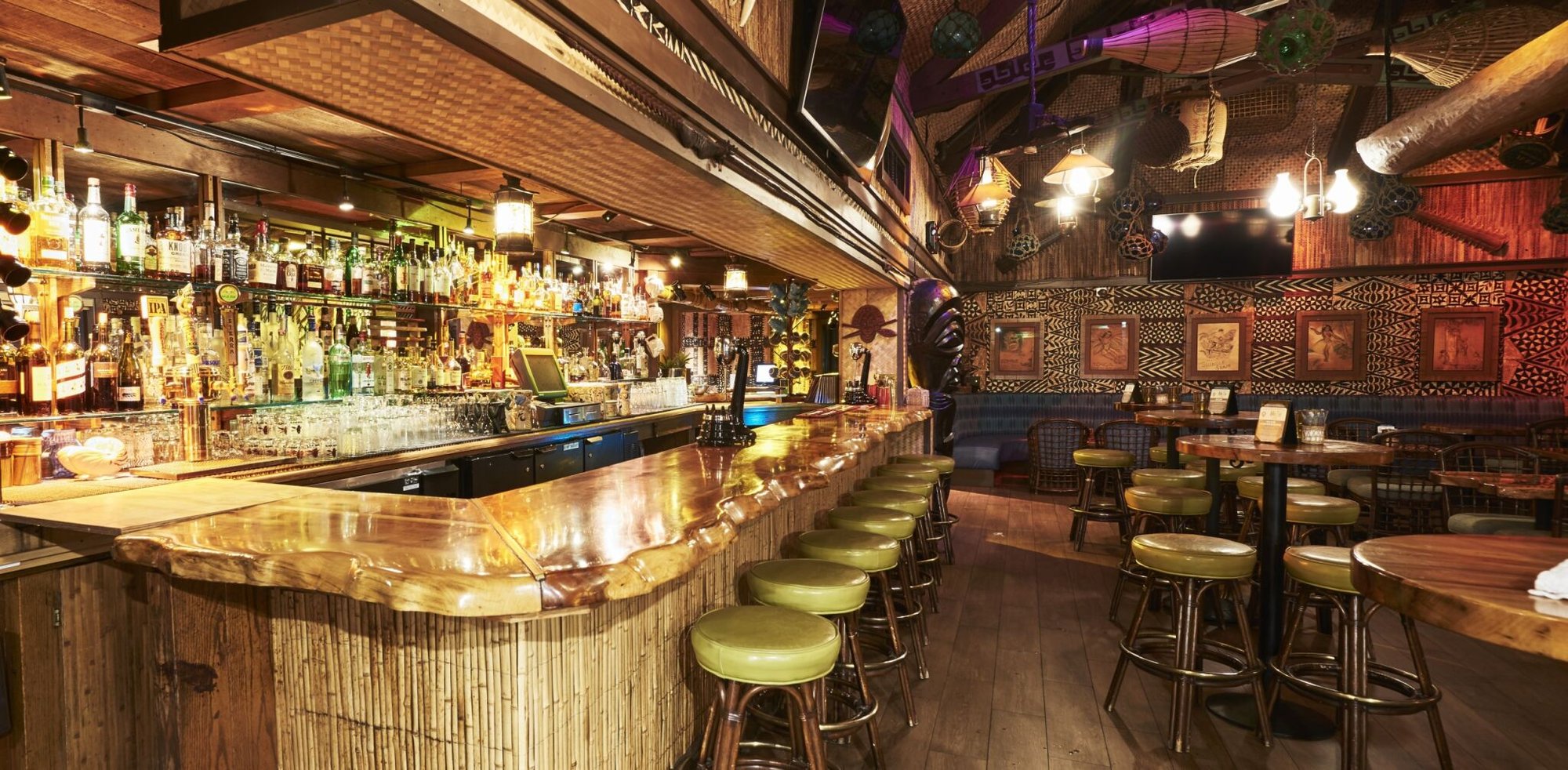 Trader Vic's bar in Emeryville, United States