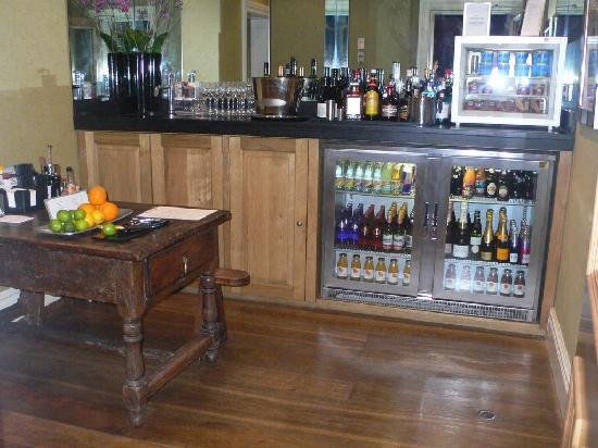 Honesty Bar, Bar in London