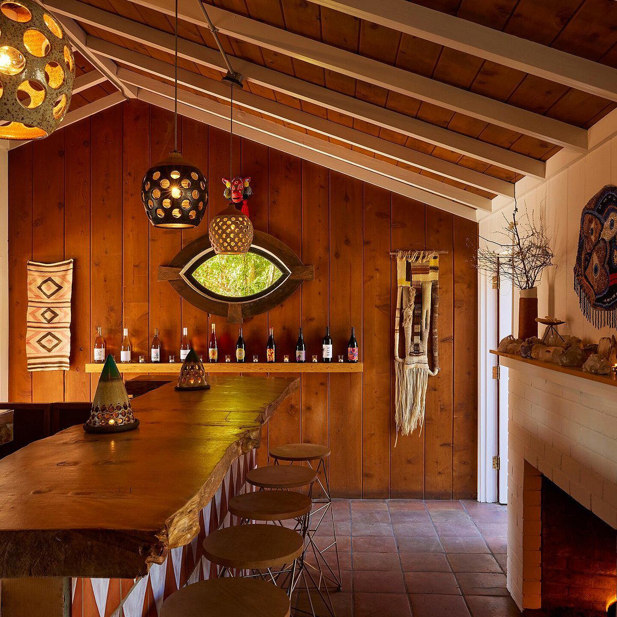 Chief's Peak Bar bar in Ojai