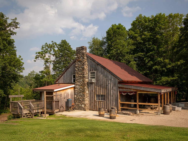 Buttonball Barn, Egremont, United States