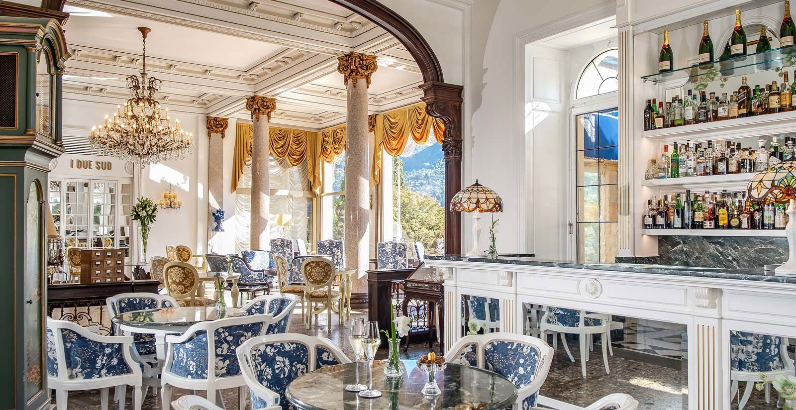 Belle Époque Bar