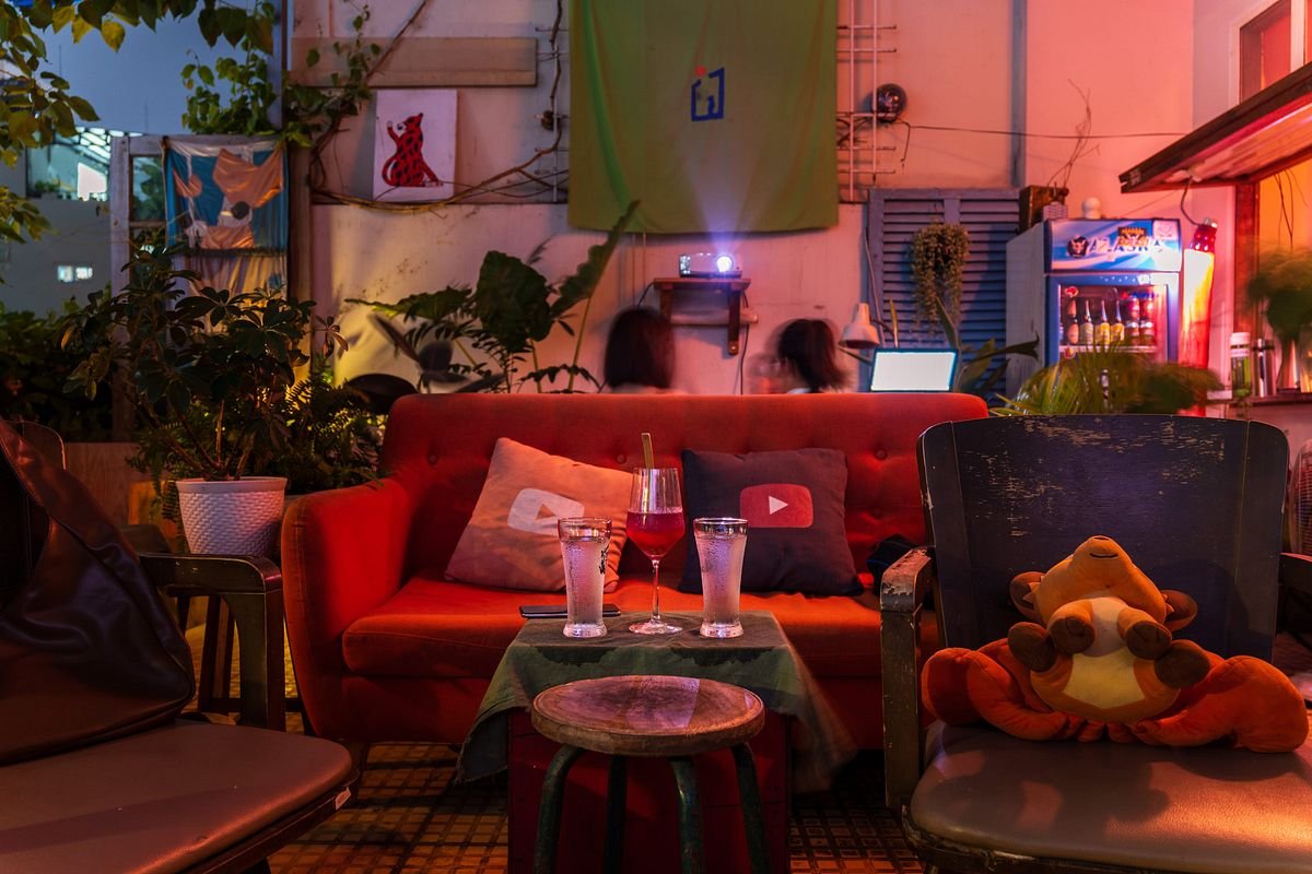 Khôngtrung drink & screen