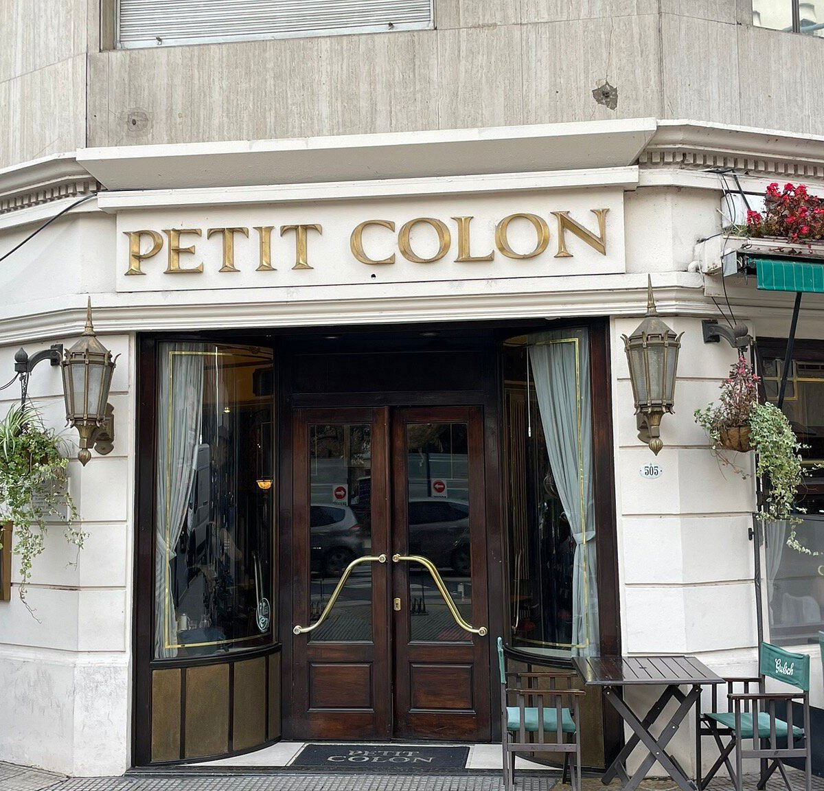 Petit Colón, Bar in Buenos Aires