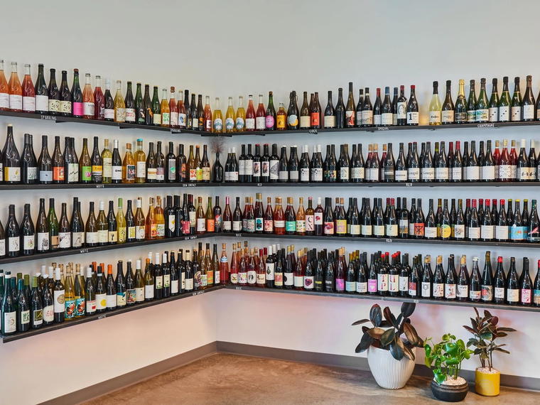 Golden Hour Cafe & Wine Bar, Austin, United States